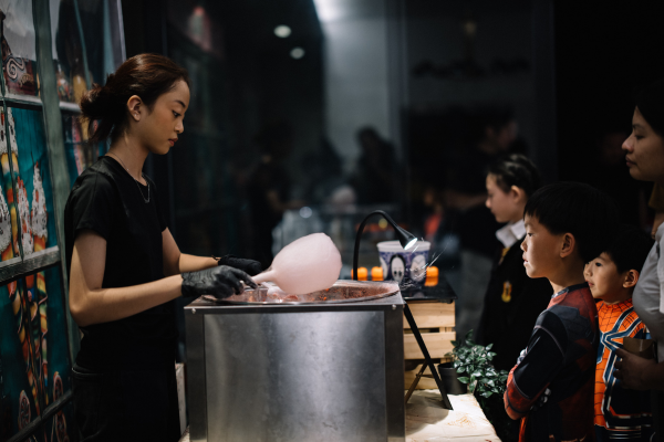 Why Settle for Ordinary Lunch When You Can Bring the Feast to Your Office?